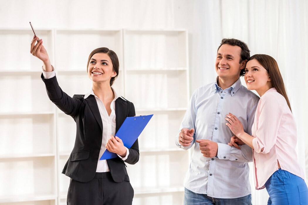 Why Hiring a Top Real Estate Agent is Crucial for Home Buyers and Sellers